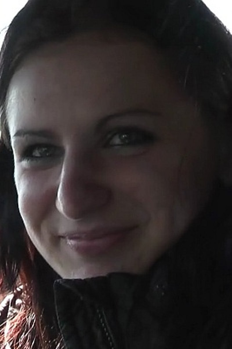 Veronika - Screenshot 1 of 4 - European