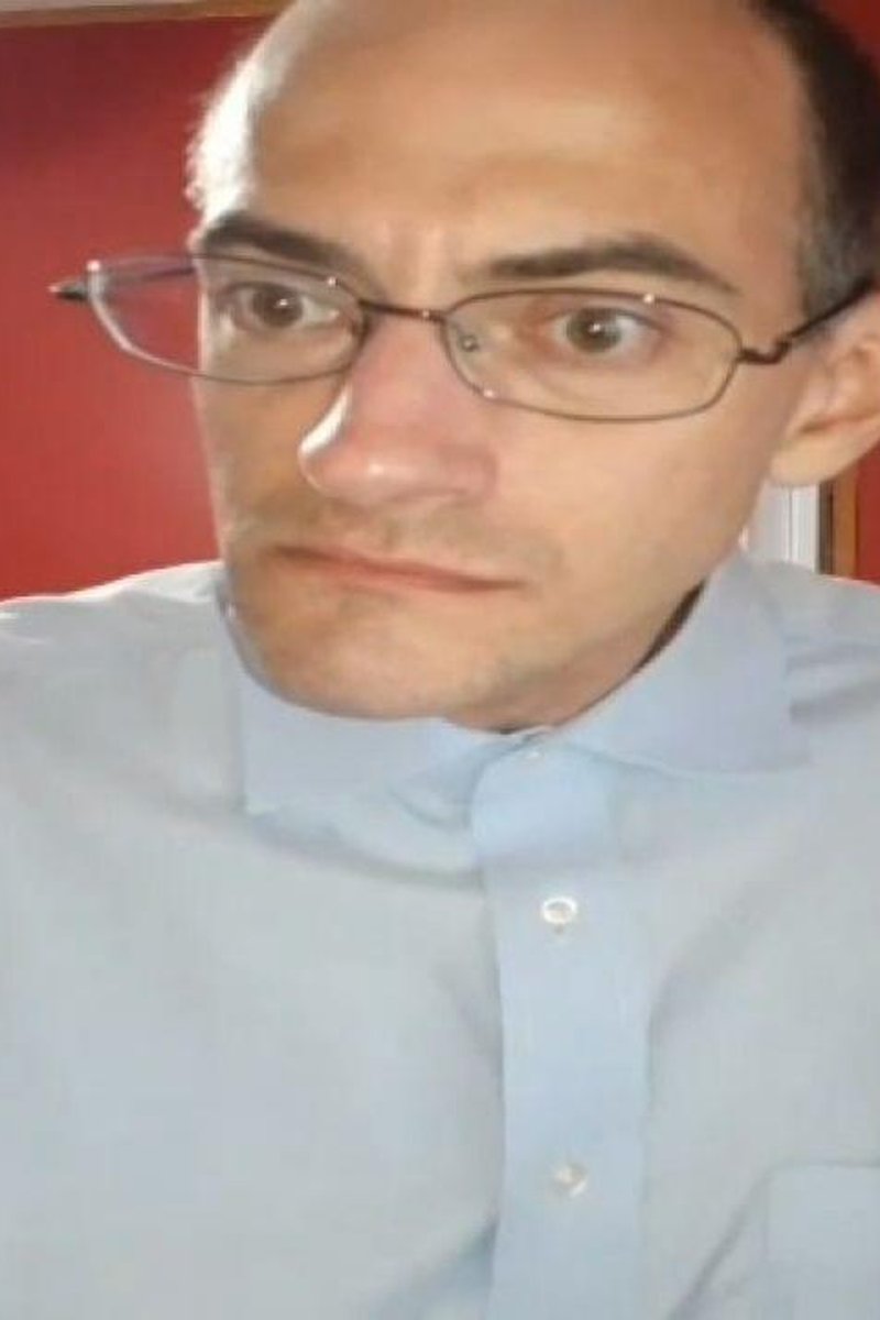 Online Learning - Screenshot 1 of 4 - Clothed Sex