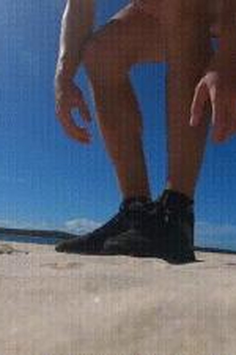 Jack Beach 1 - Screenshot 1 of 4 - Foot Fetish