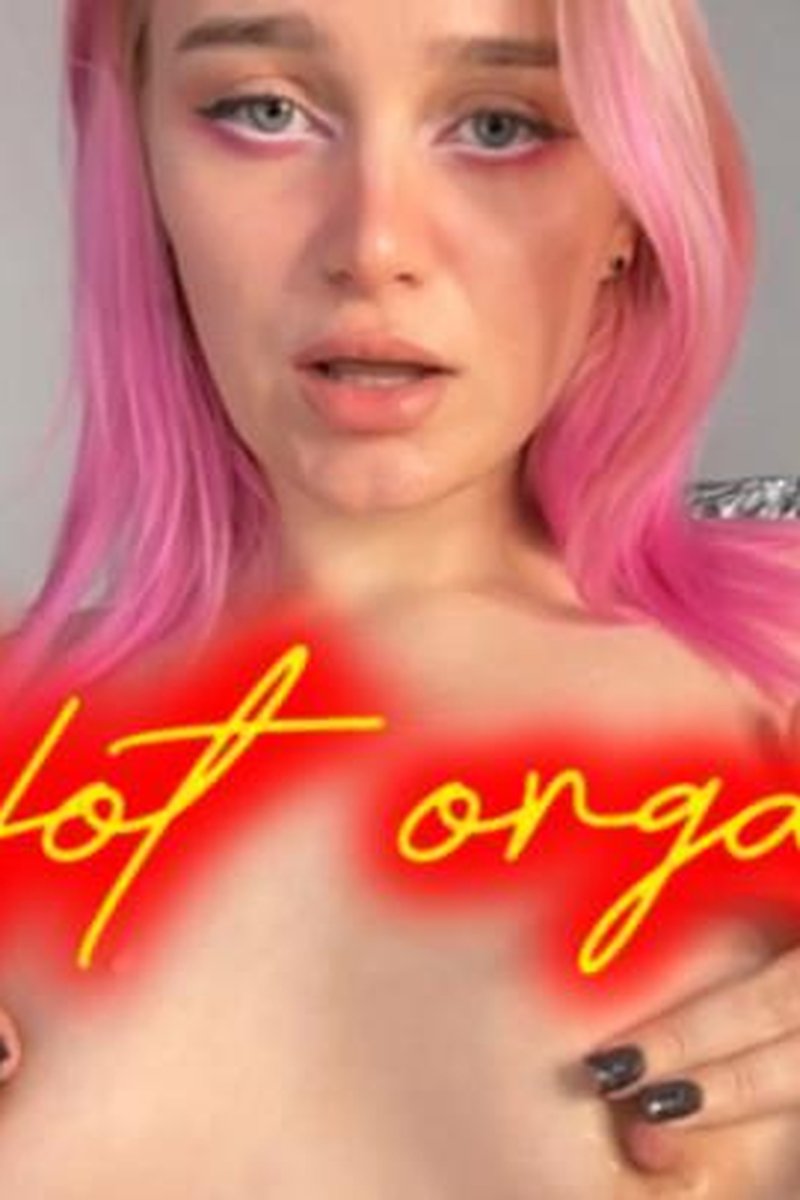 Hard Orgasm - Screenshot 1 of 4 - Ass Worship