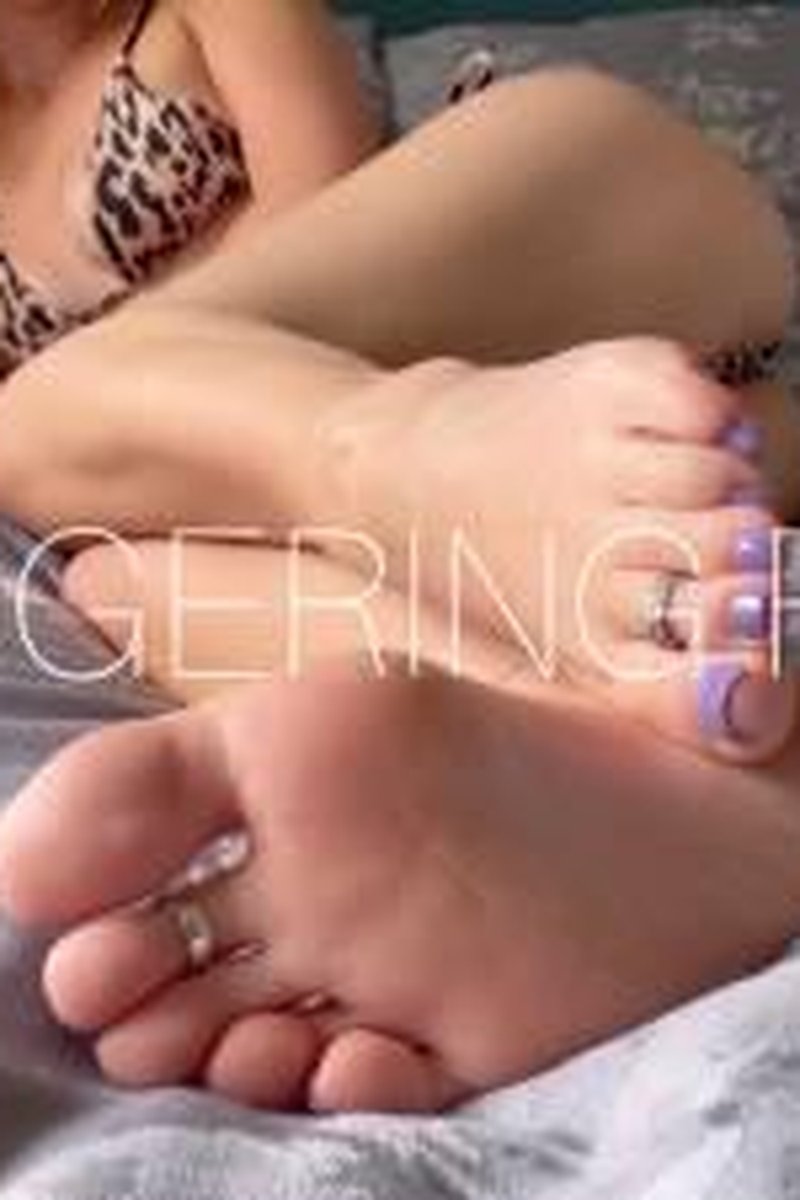 Triggering Feet - Screenshot 1 of 4 - Ass Fetish
