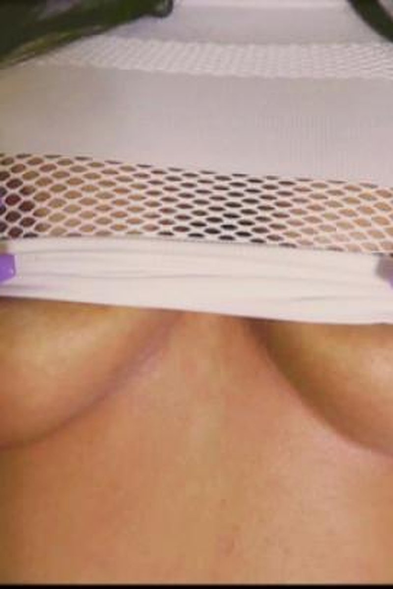 Lavender Nails - Screenshot 1 of 4 - Body Worship