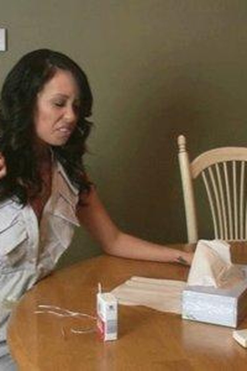 Jasmine Sneezes by the Table - Part 2 (Dvd-Mov) - Screenshot 1 of 4 - Sneezing