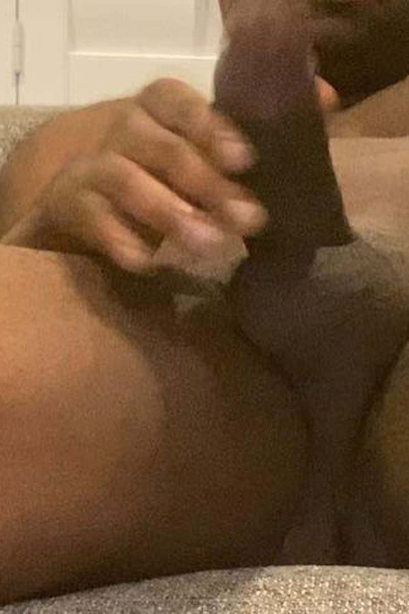 Solo - Screenshot 1 of 4 - Masturbation