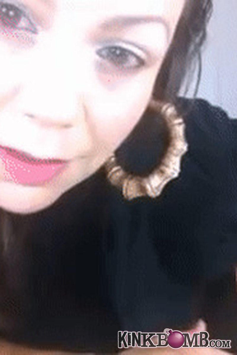 Mixtrix: BBC Brain Train - Screenshot 1 of 4 - Cum Eating