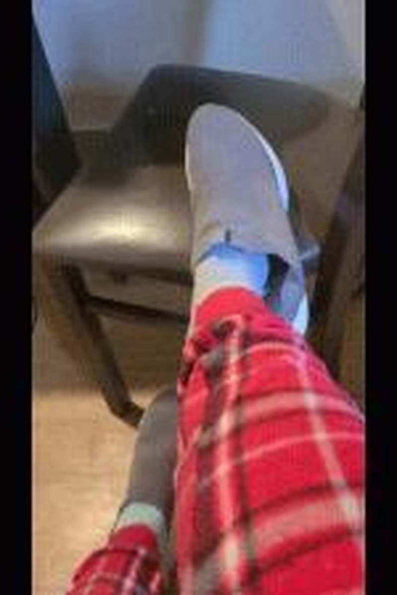 Sock Pull - Screenshot 1 of 4 - Foot Fetish