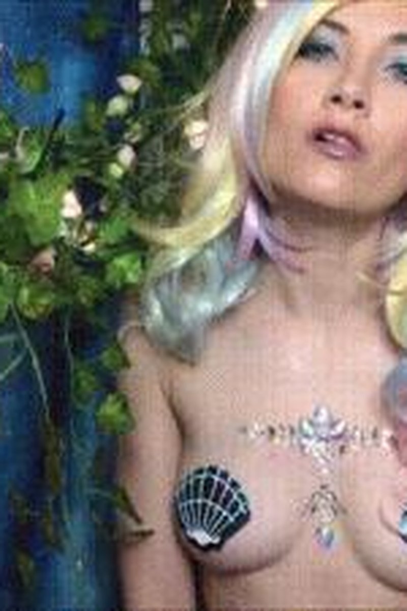 Drown - Screenshot 1 of 4 - Broken