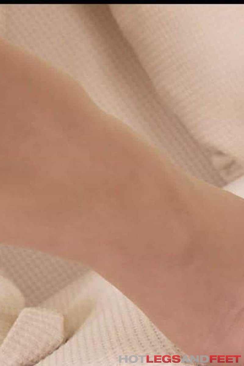 Naturally Enough - Screenshot 1 of 4 - Lenka G