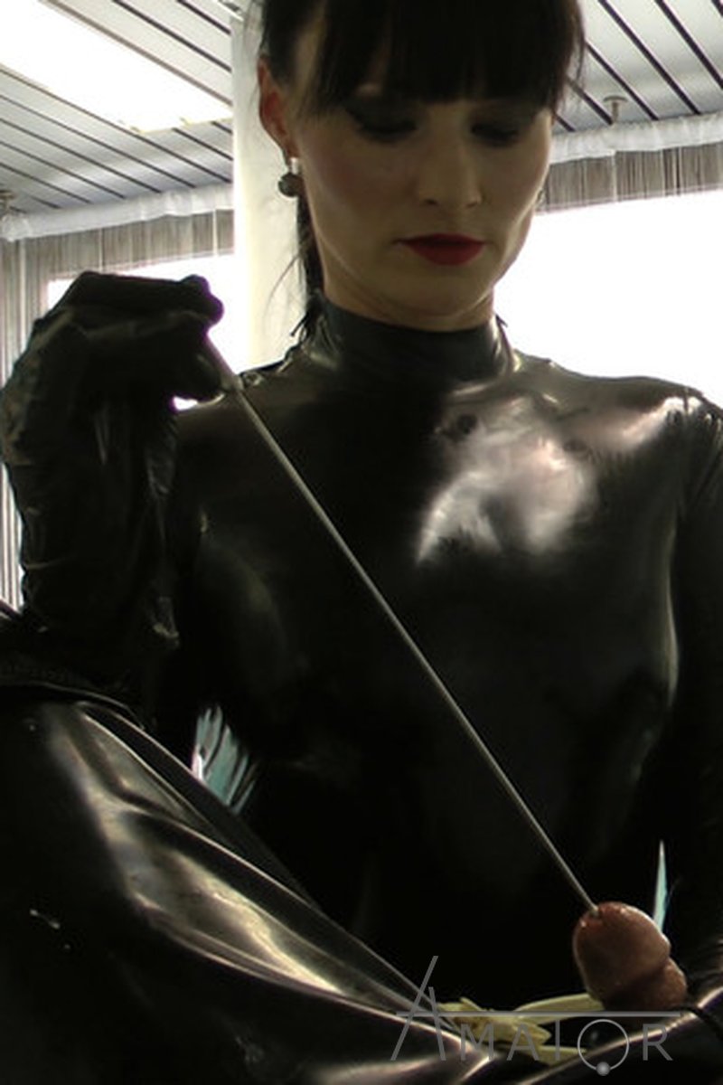 Cheyenne De Muriel: Medical Clinic - Screenshot 1 of 4 - All Sex