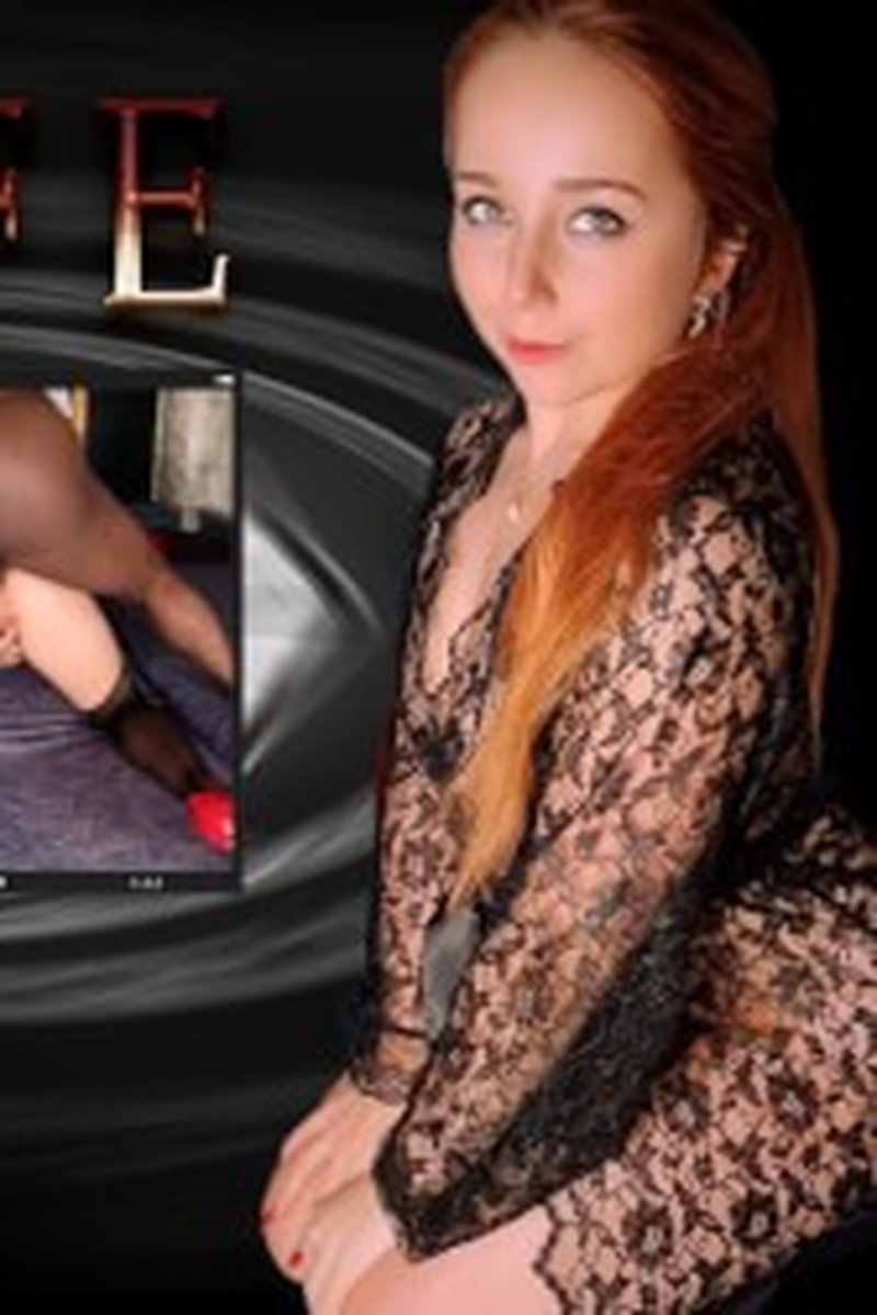 BBC Cuckold - Screenshot 1 of 4 - Blowjob