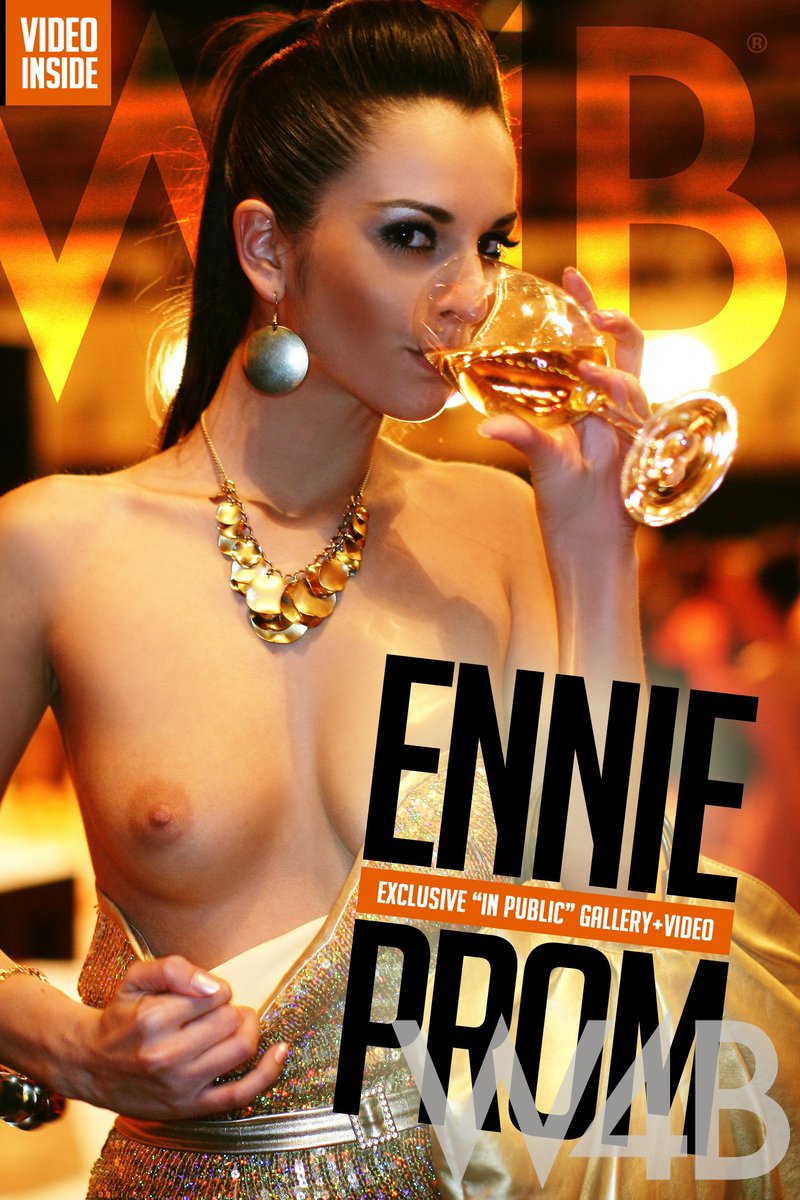 Prom - Screenshot 1 of 4 - Public Nudity