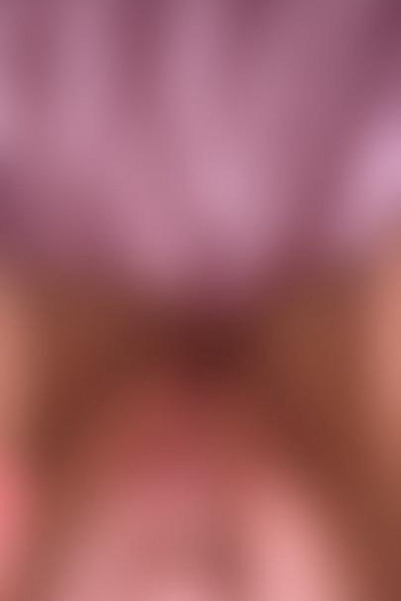 Rubbing My Wet Pussy Closeup - Screenshot 1 of 4 - Babes