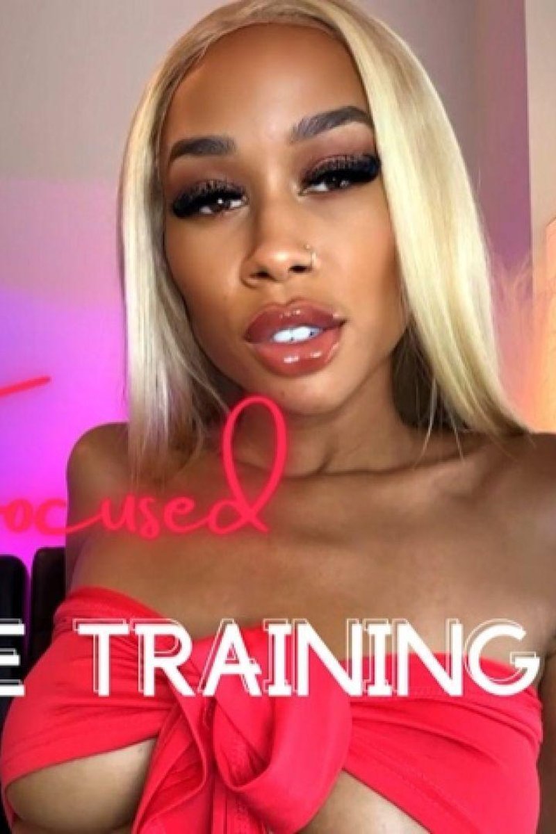 Face Focused Obedience Training - Screenshot 1 of 4 - Eye Contact