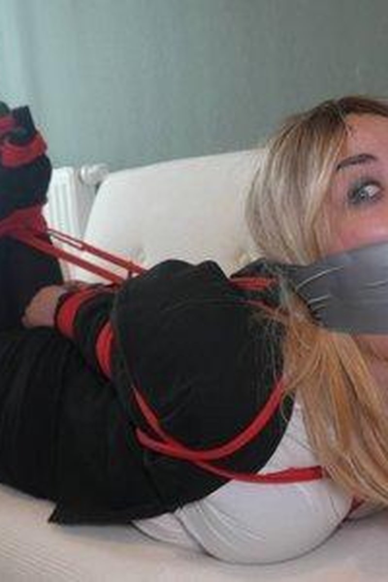 TP-clips4salefrenchbondage-the-french-girl-a-blonde-businesswoman-tied-up-and-gagged