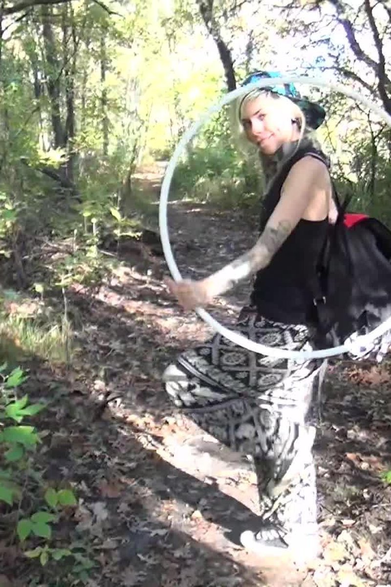Fall Flow - Screenshot 1 of 4 - Clothed Sex