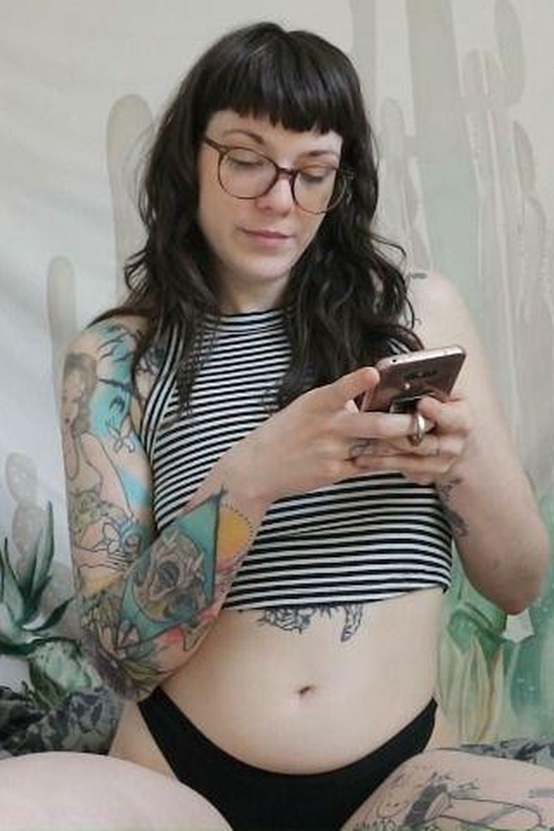 Dick Rating - Screenshot 1 of 4 - Brown Hair