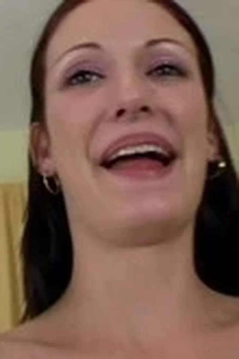 Hailey Young - Screenshot 1 of 4 - Hardcore