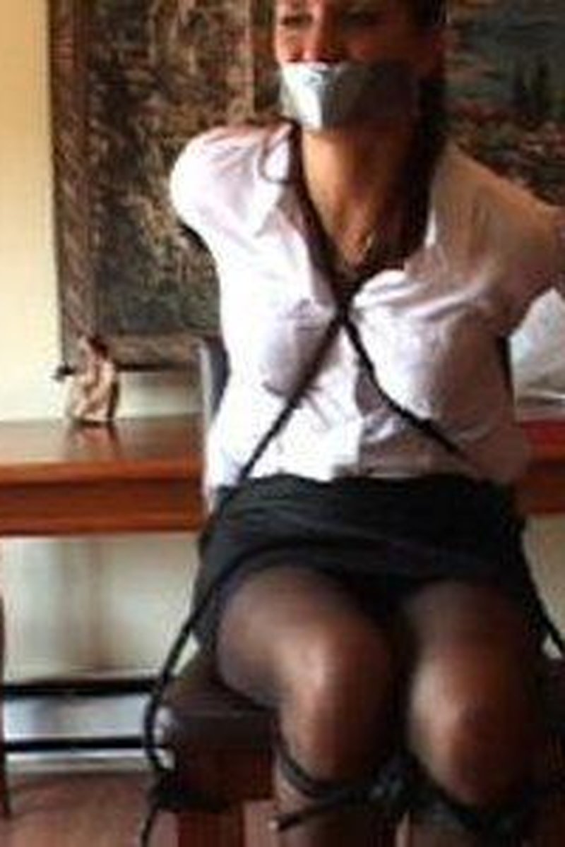 Rivals - Screenshot 1 of 4 - About To Wet Myself