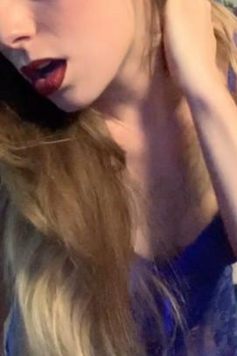 My First ASMR Masturbation - Screenshot 1 of 4 - Brown Hair