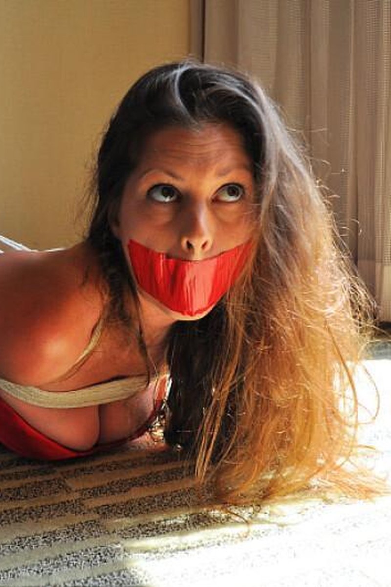 Riley Compilation 1 - Screenshot 1 of 4 - Bondage