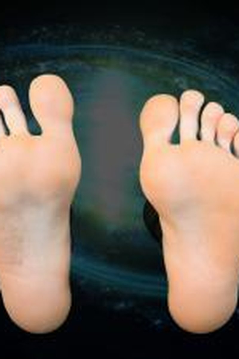 Celestial Feet - Screenshot 1 of 4 - Fantasy