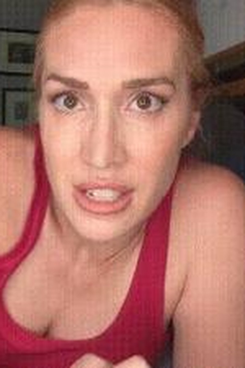 Accidental Shrunken Man Turns Sex Pet - Screenshot 1 of 4 - Close Up