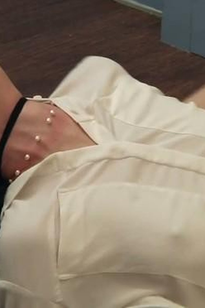 Her Replacement - Screenshot 1 of 4 - Asphyxiation