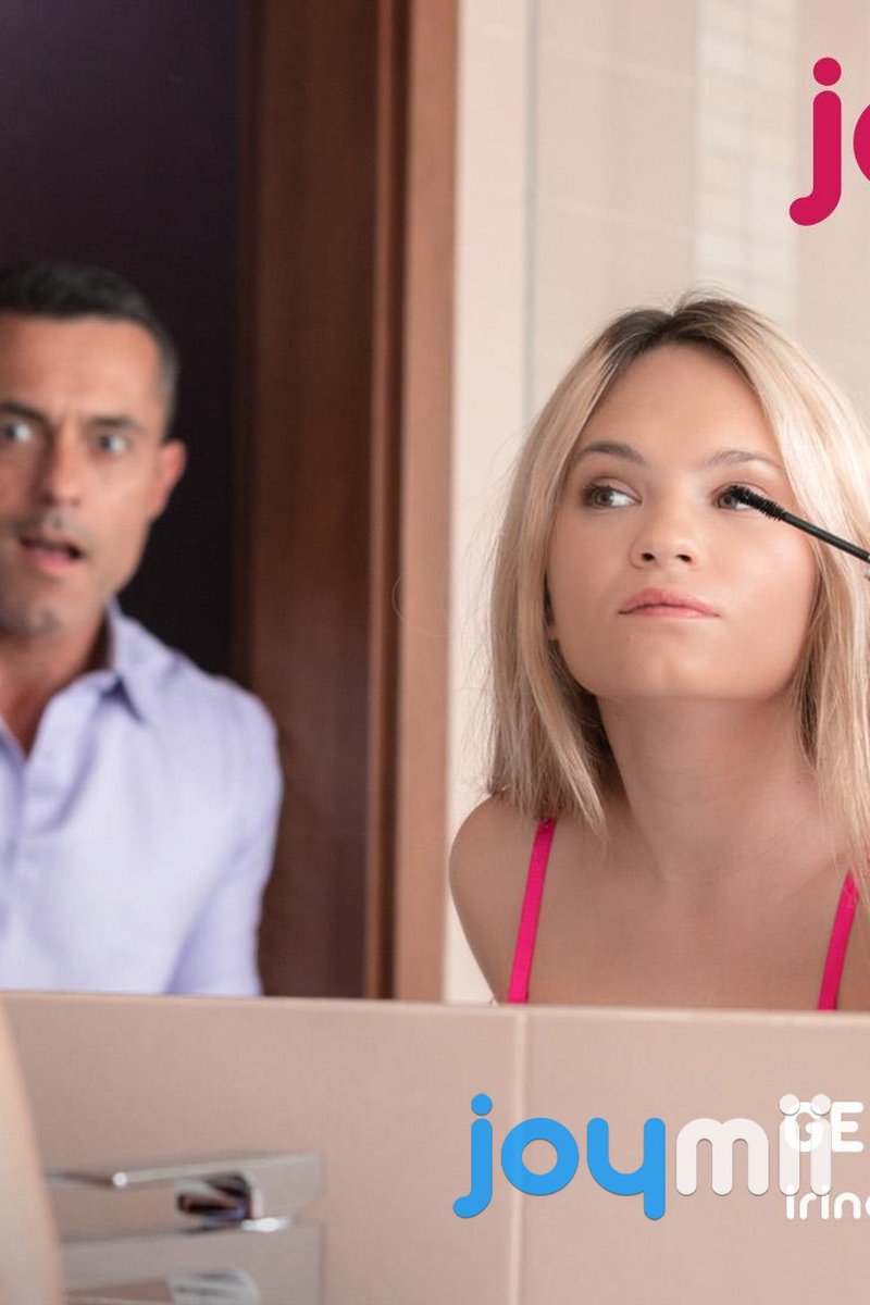 Getting Ready - Screenshot 1 of 4 - Big Dick