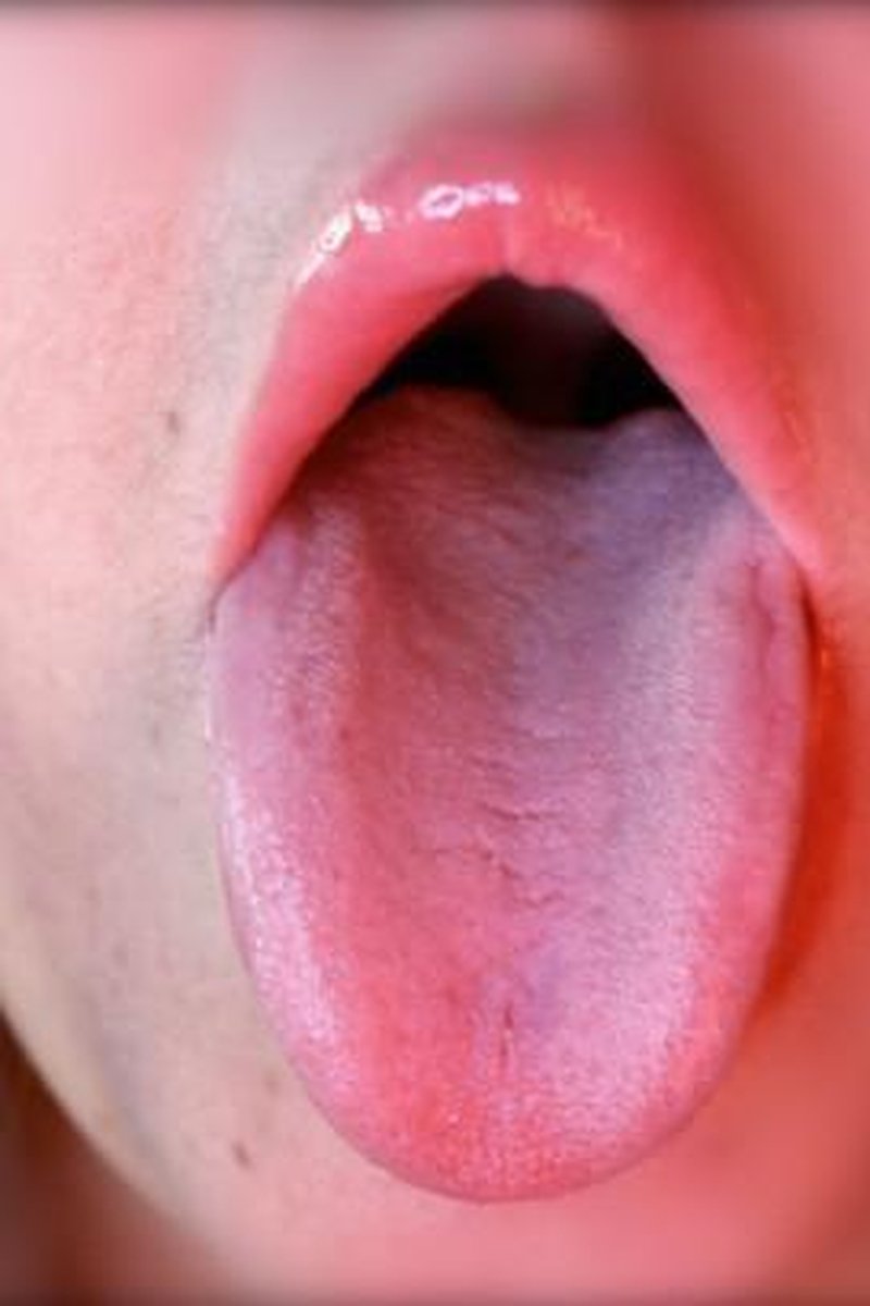 Lip Gloss Extortion - Screenshot 1 of 4 - Blackmail