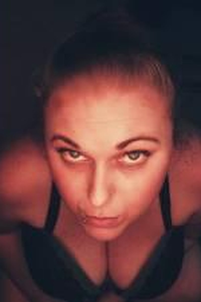 Master May I - Screenshot 1 of 4 - Big Eyes