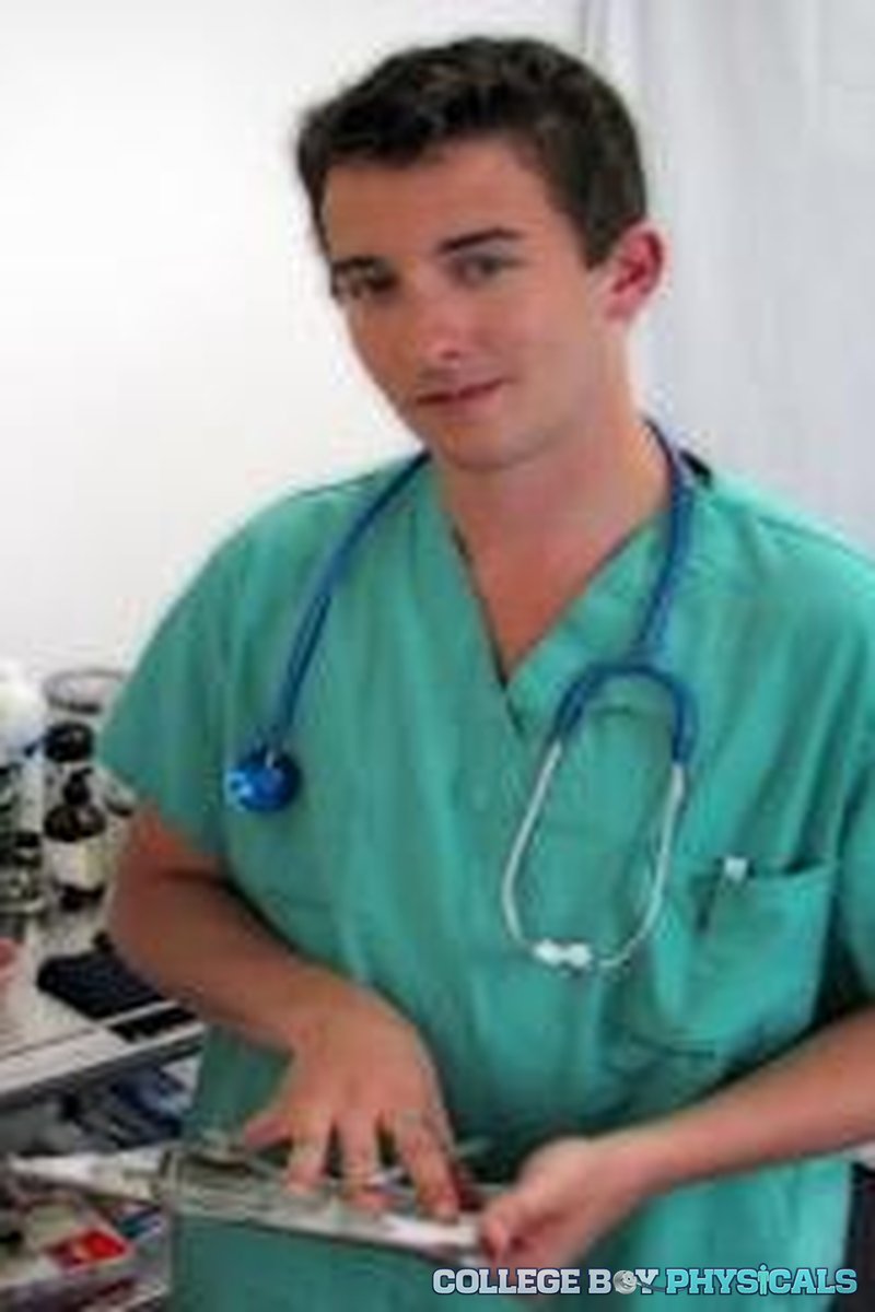 Leo - Screenshot 1 of 4 - Gay