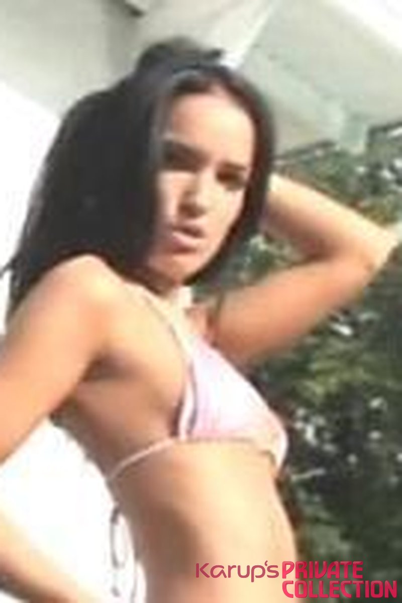 Esmeralda - Screenshot 1 of 4 - Esmeralda 340