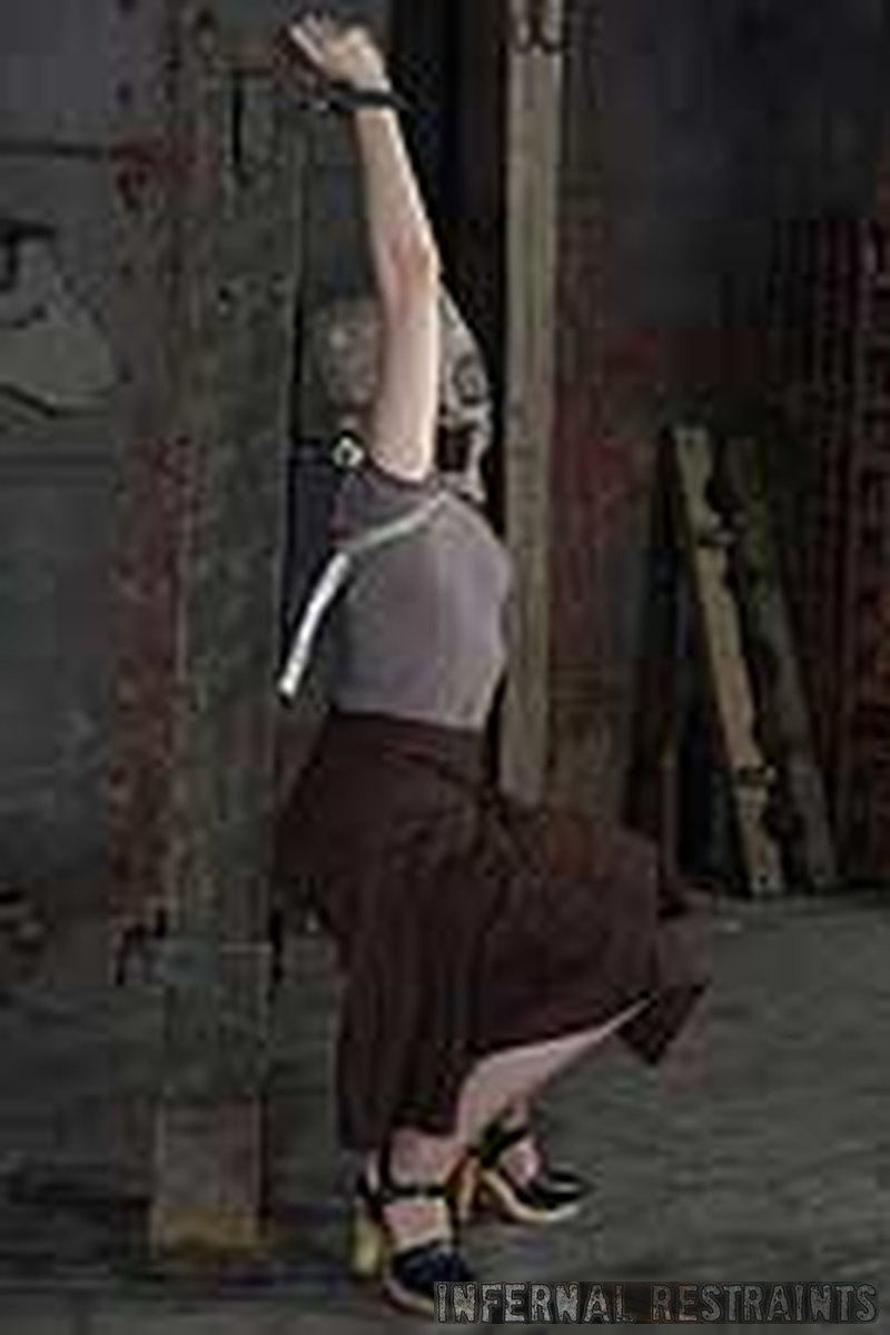 The Interrogation - Screenshot 1 of 4 - Ass Fetish