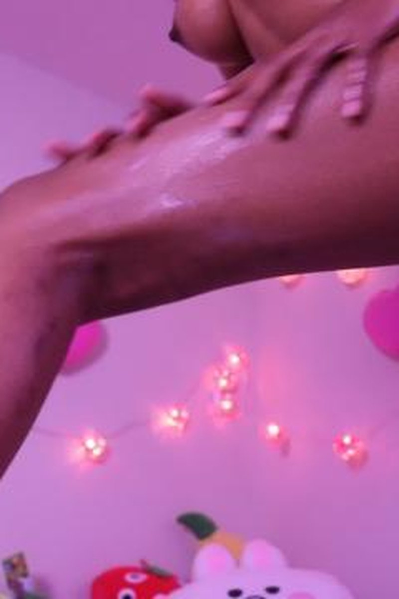 After Shower - Screenshot 1 of 4 - Ass Worship