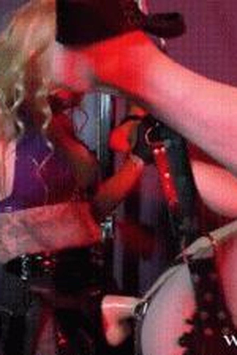 Straight Jacket Spitroast - Screenshot 1 of 4 - Anal