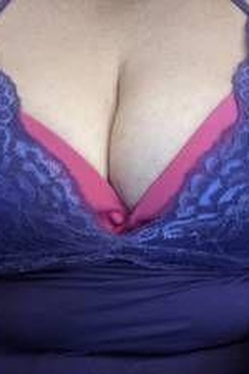 First Video Ever - Screenshot 1 of 4 - Big Tits