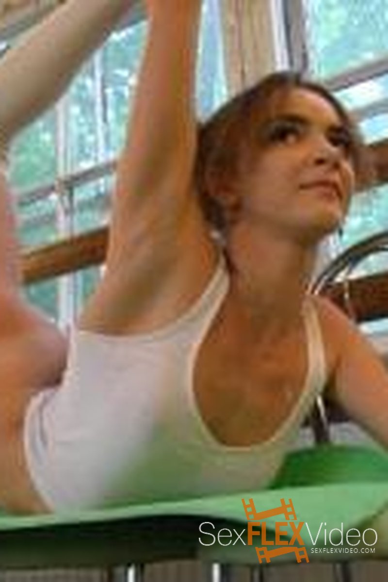 Hot Bending - Screenshot 1 of 4 - Anika