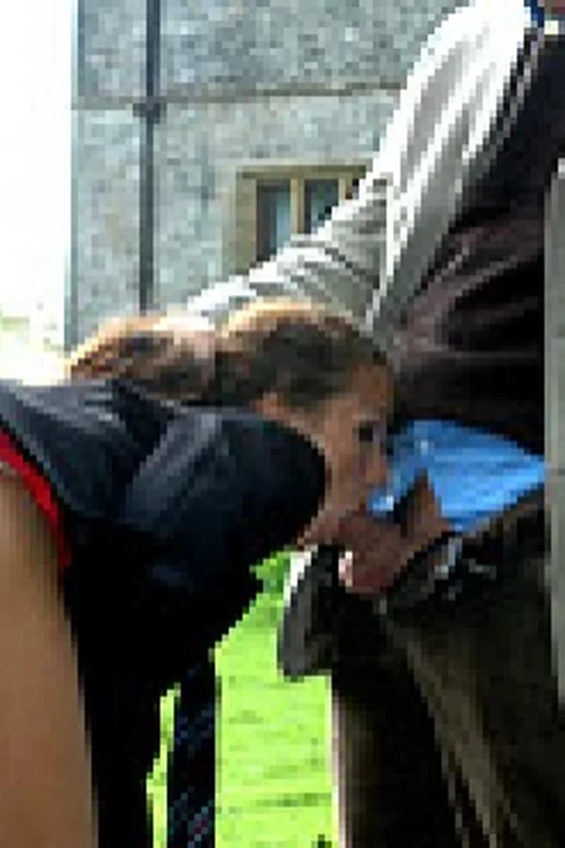 Bribe with a Blowjob - Screenshot 1 of 4 - Blowjob