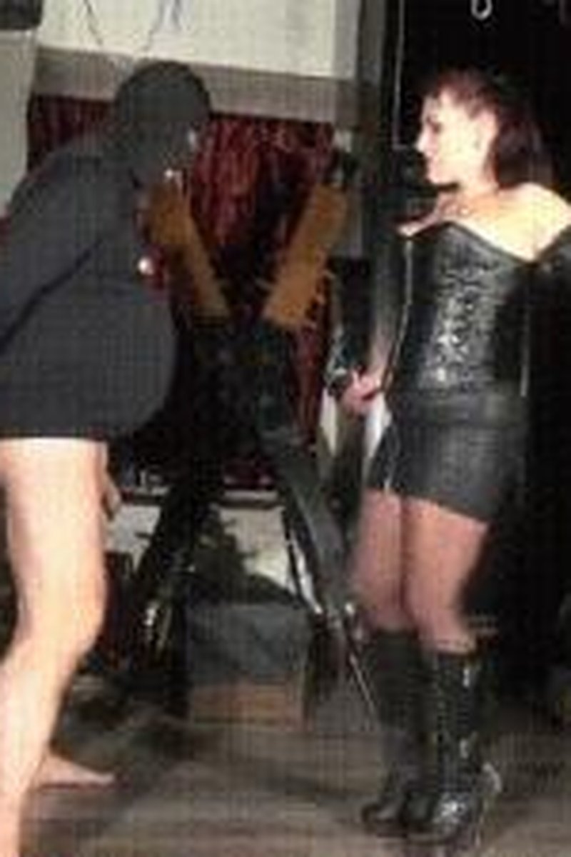 Spiky Boots Ballbusting HD - Screenshot 1 of 4 - Boots