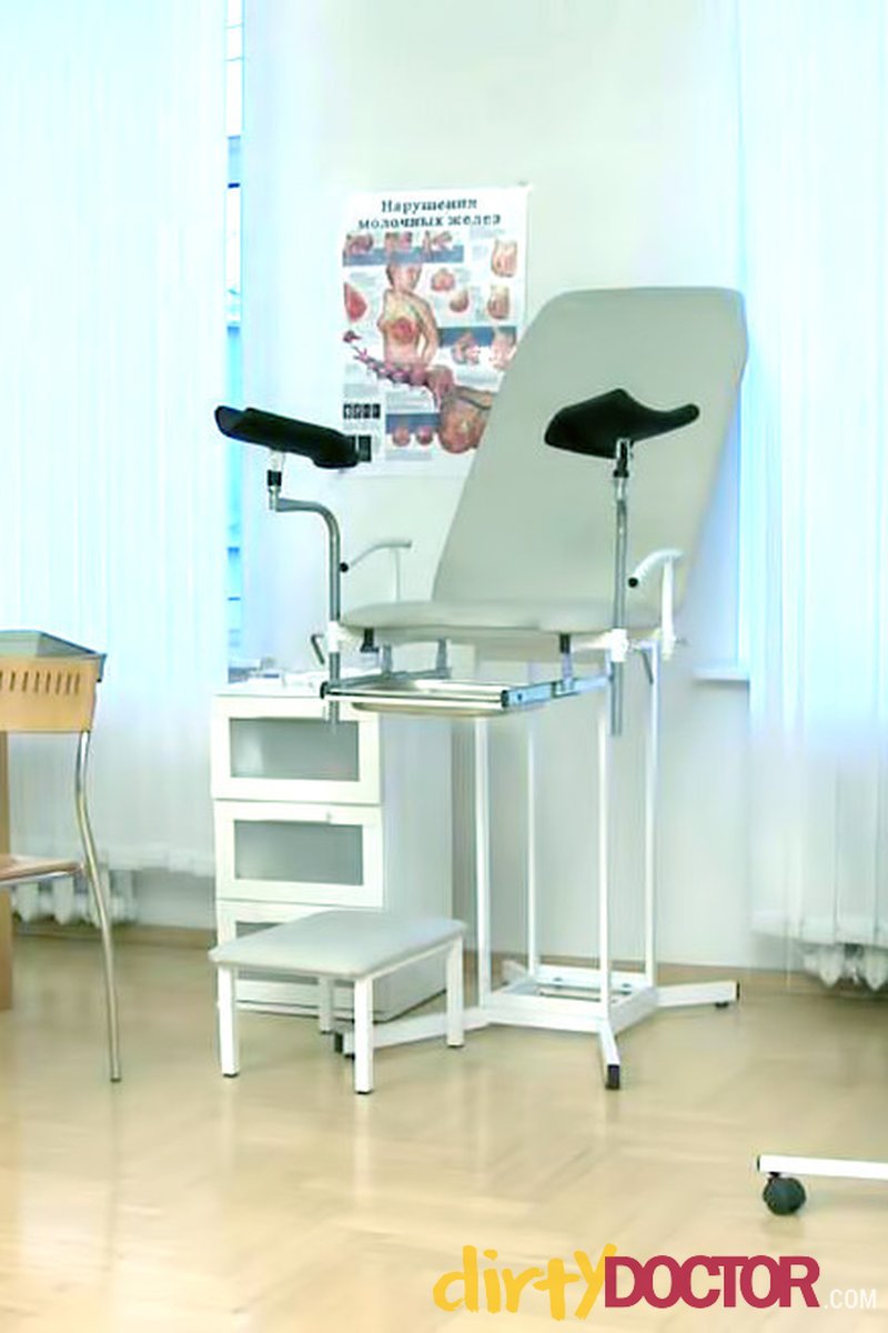 Lara - Screenshot 1 of 4 - Anal