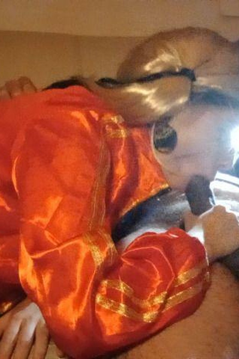 Happy Halloween - Screenshot 1 of 4 - Blowjob