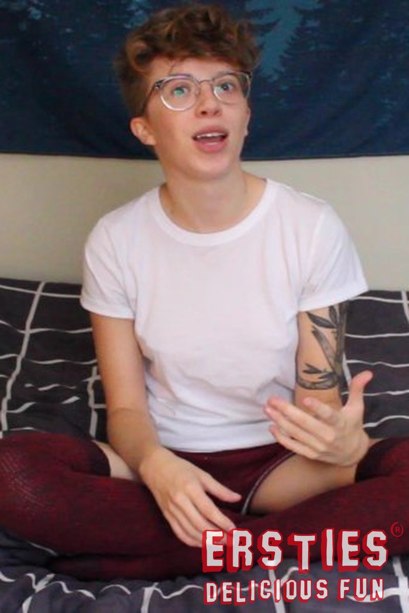 Interview with Margo - Screenshot 1 of 4 - Margo