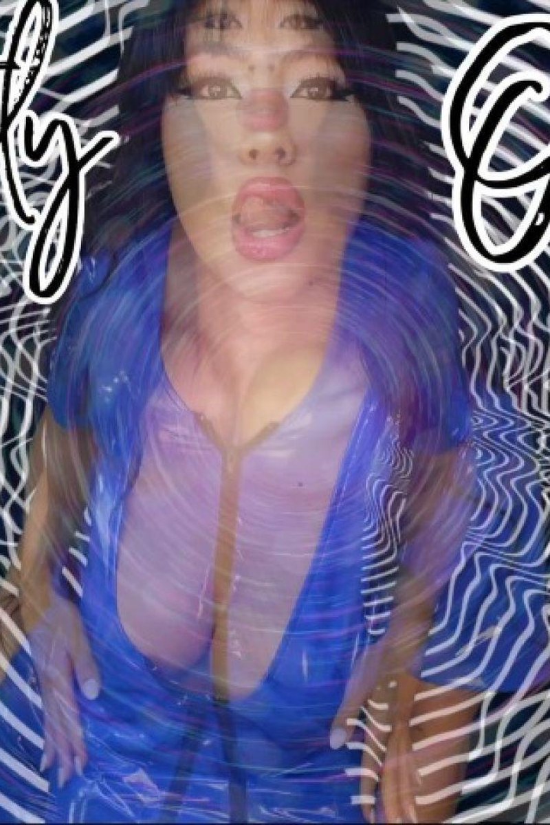 Completely Obsessed - Screenshot 1 of 4 - Masturbation