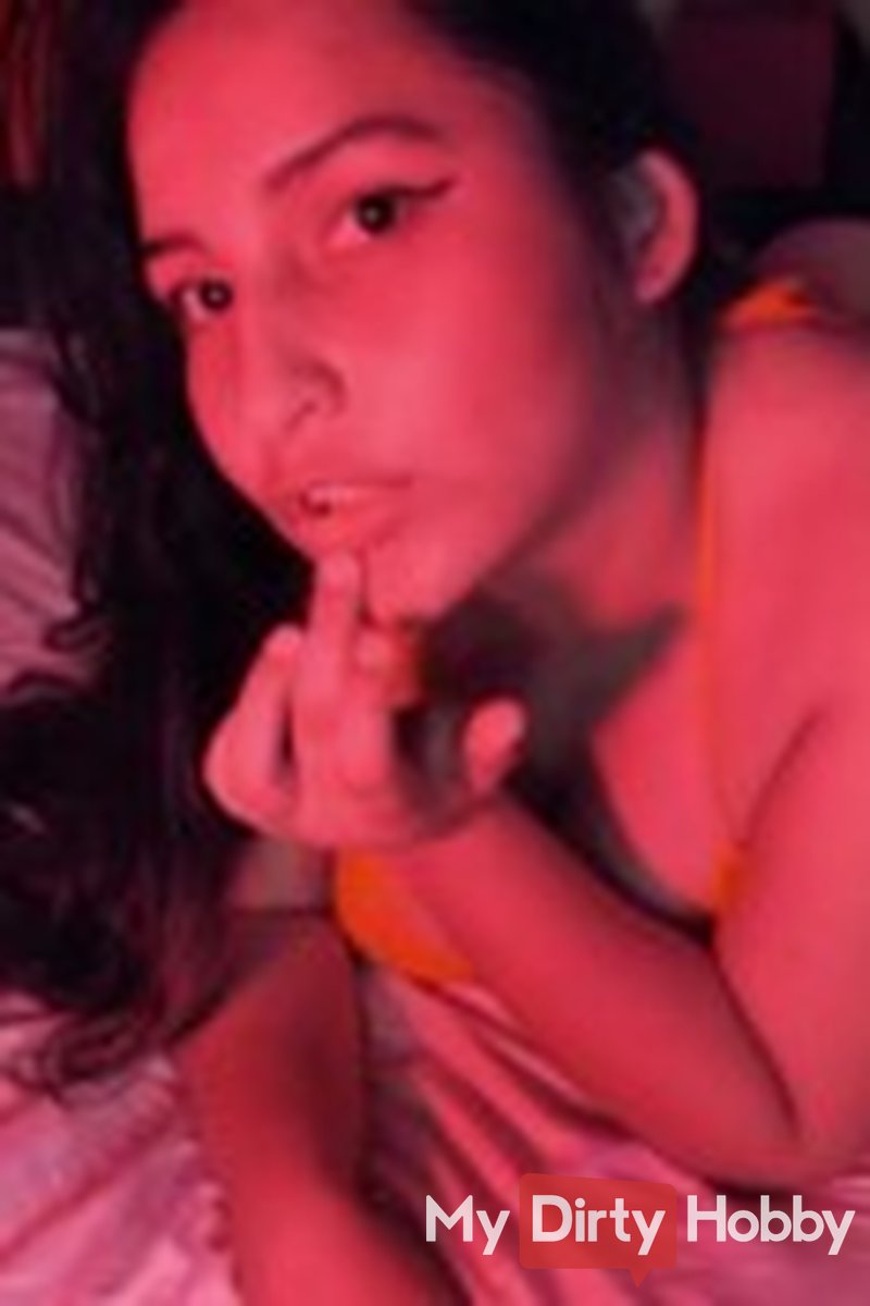 Hot Dancer - Screenshot 1 of 4 - Latiin Queen