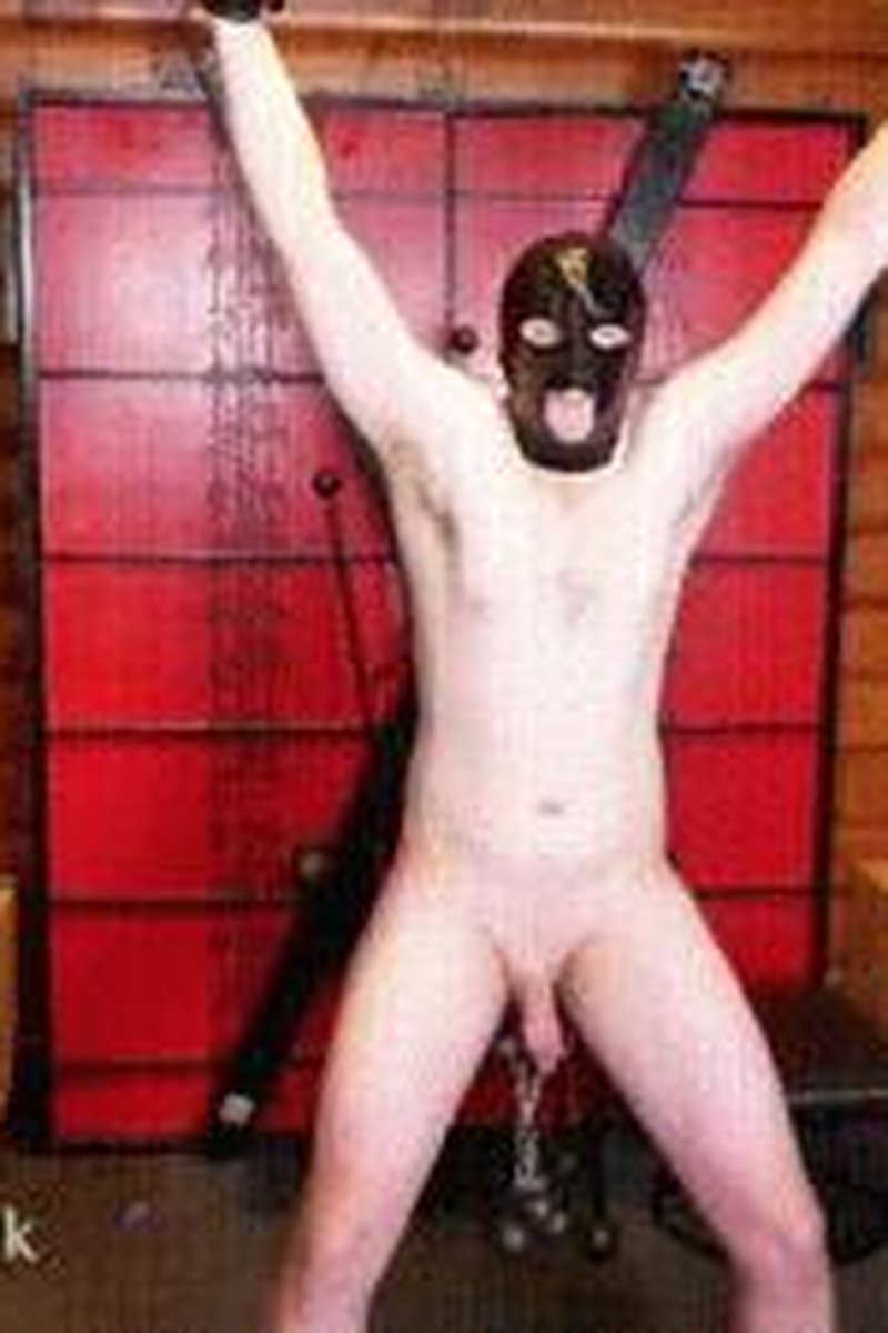 Slapped For Relief - Screenshot 1 of 4 - BDSM