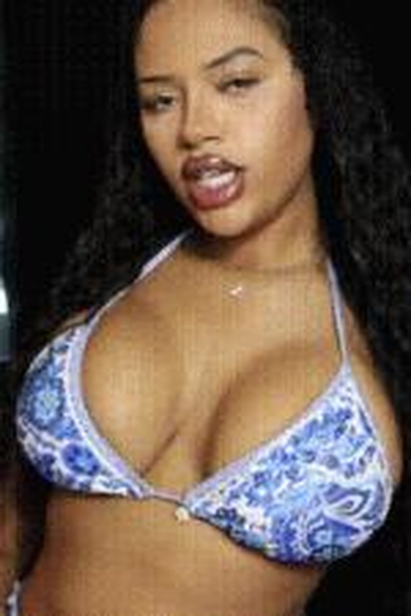 Addicted Forever - Screenshot 1 of 4 - Addiction Fetish