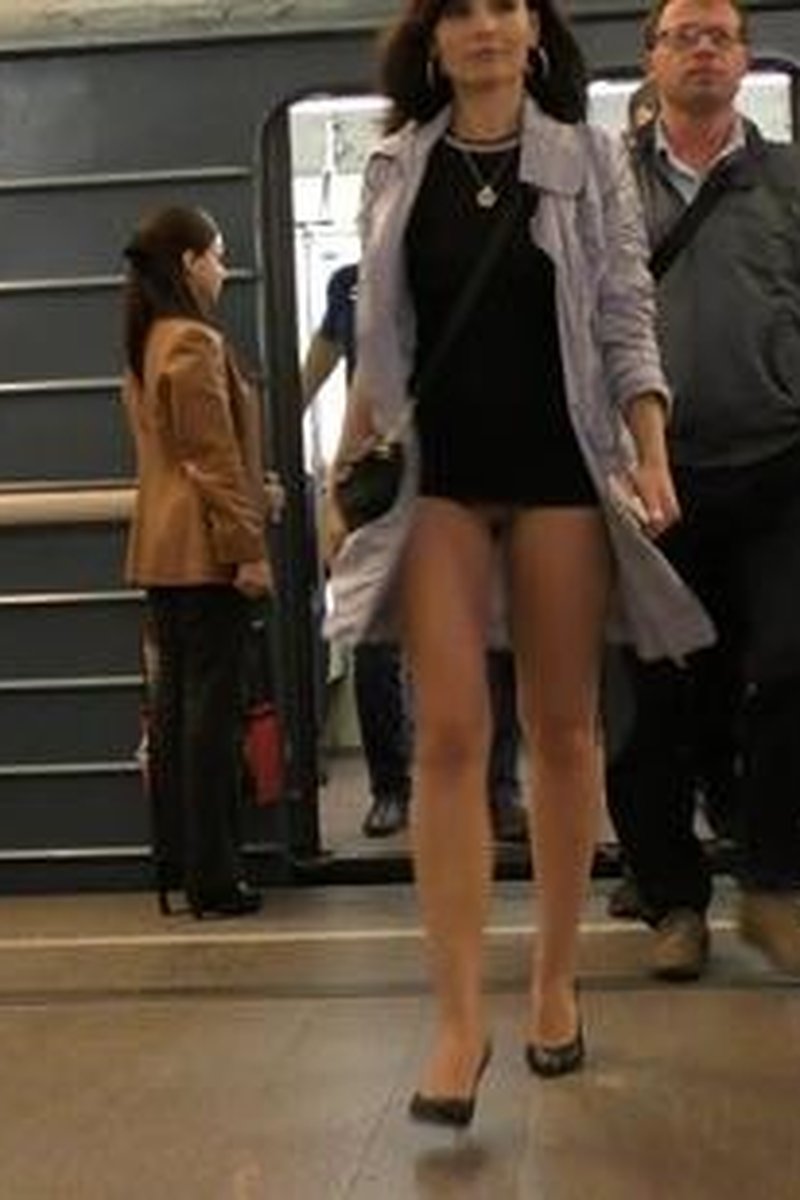 Metro - Screenshot 1 of 4 - Jeny Smith