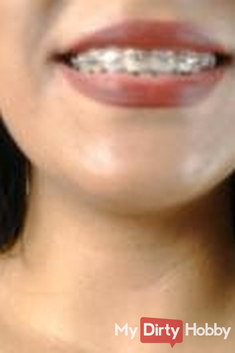 Bracelet and Mouth Fetish - Screenshot 1 of 4 - Kenya Kone