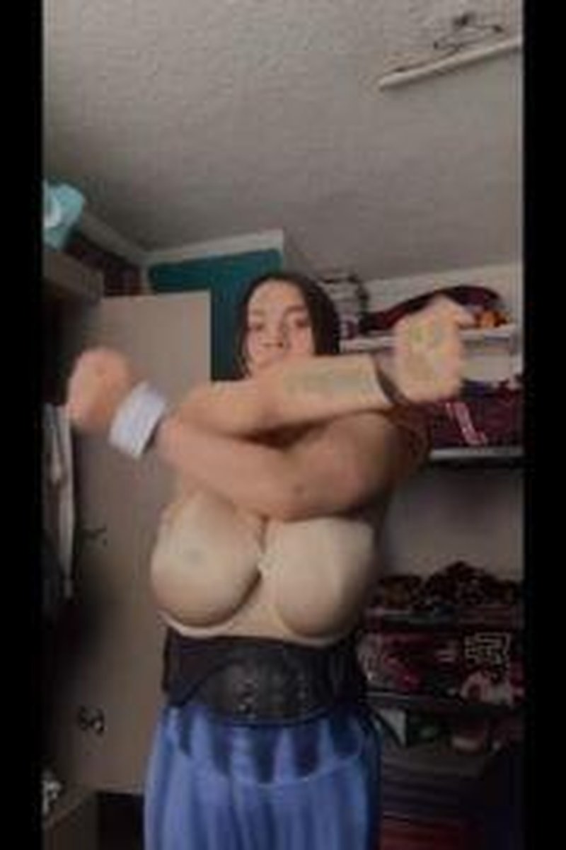 Time To Exercise - Screenshot 1 of 4 - Babes