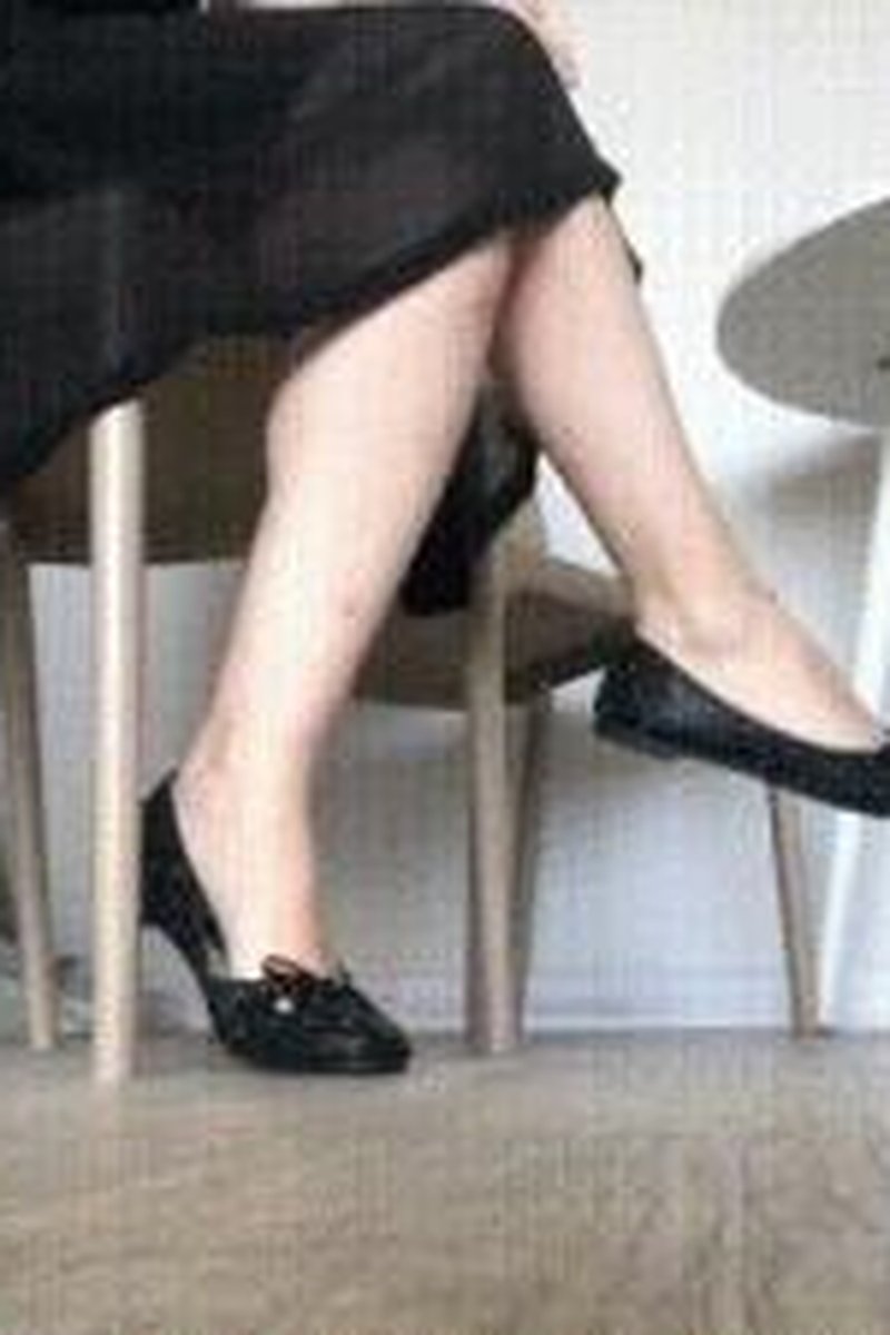 Ballet Flats! - Screenshot 1 of 4 - Dangling